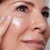 Base de visage SOS correctrice de teint + hydratante - Blanche
