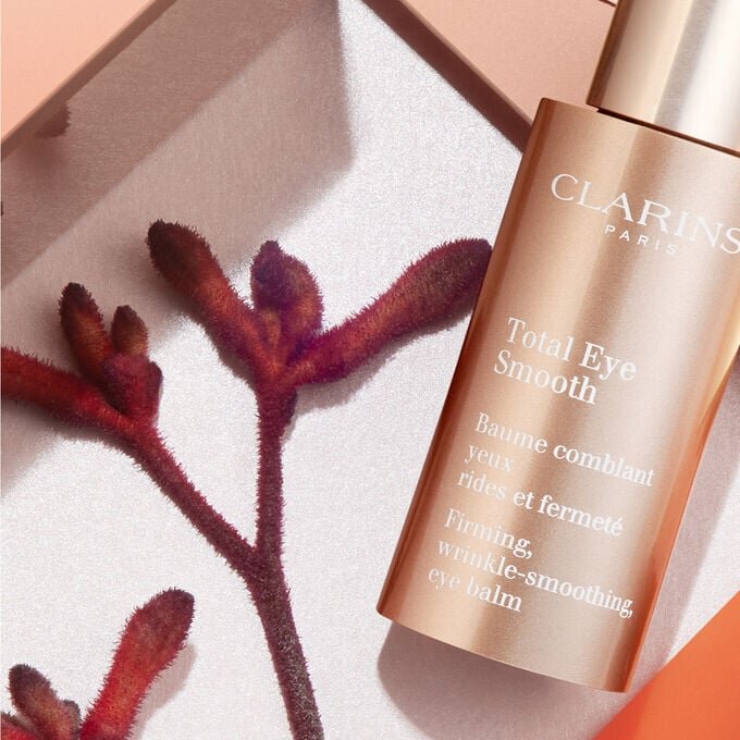 Baume lissant pour le contour des yeux Total Eye Smooth