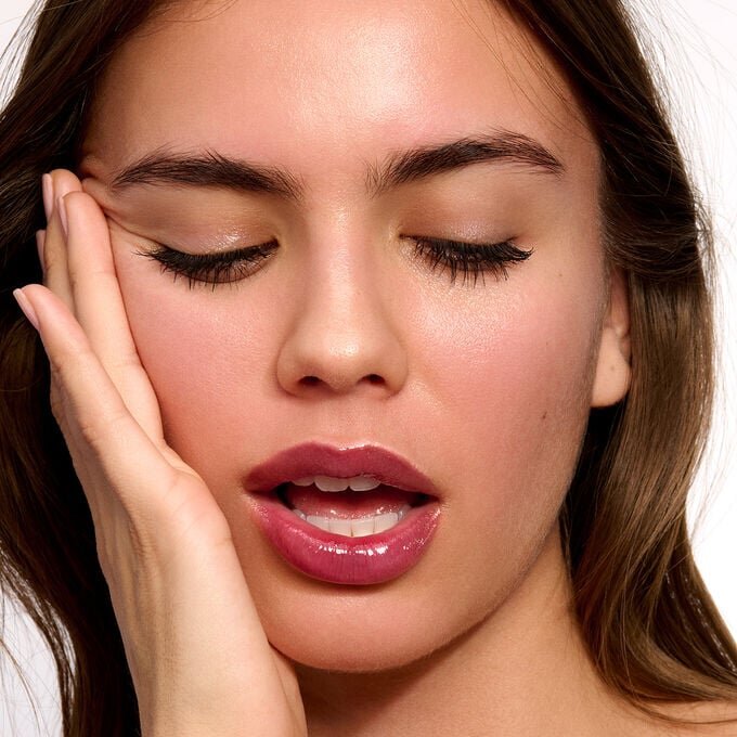 Lip Comfort Oil Noir + Blanc aux reflets chatoyants