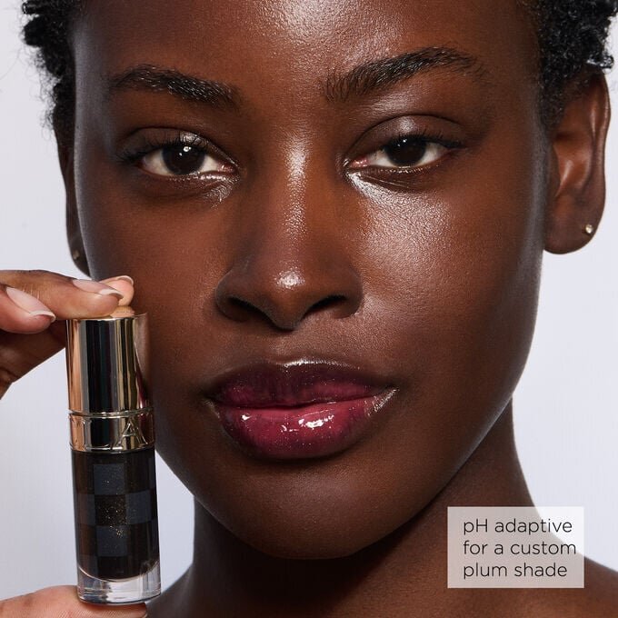 Lip Comfort Oil Noir + Blanc aux reflets chatoyants