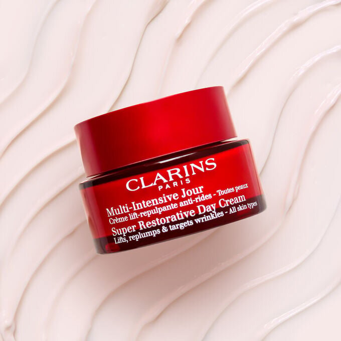 Super Restorative Day Cream - Crème anti-âge + anti-rides pour peaux ménopausées